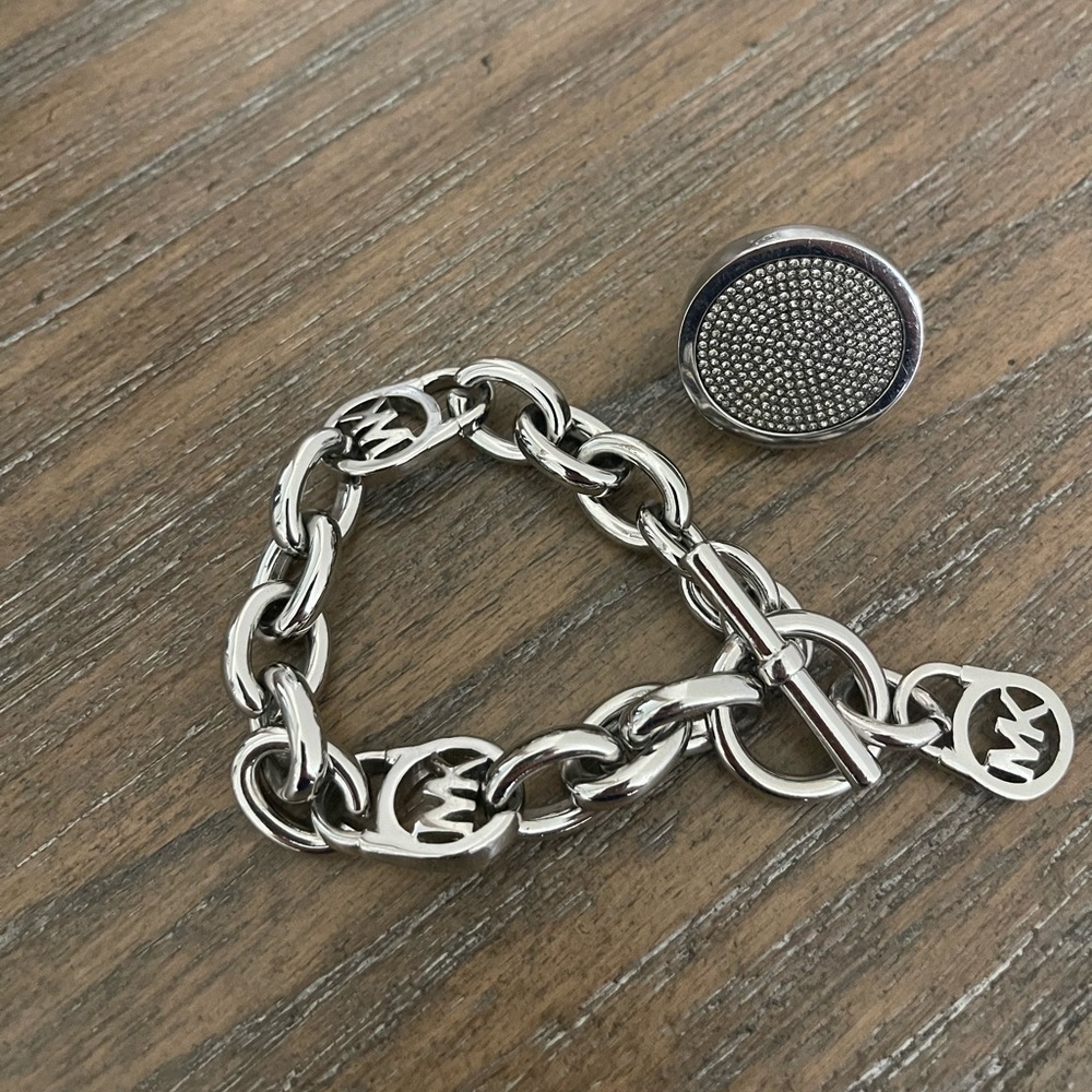 Michael kors silver bracket & silver ring